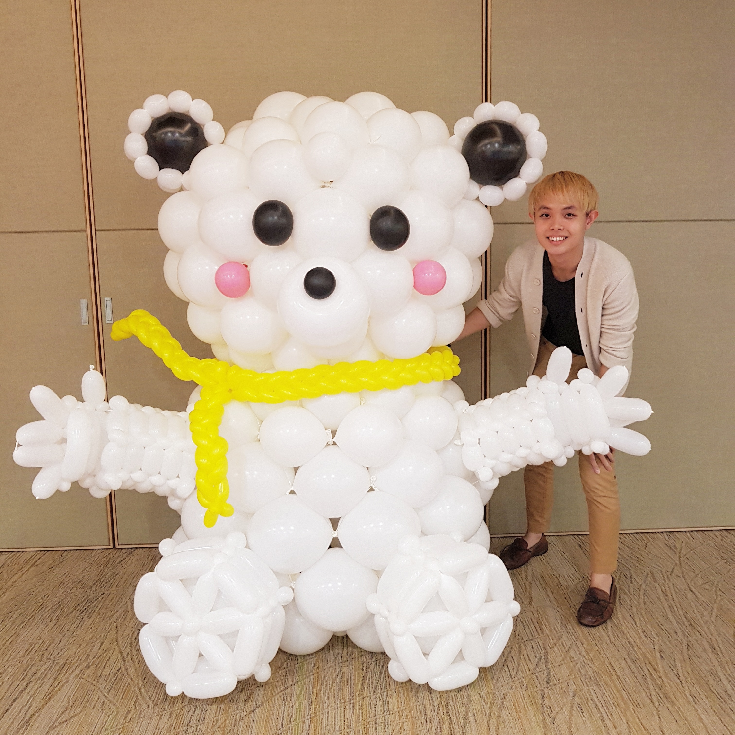 , Balloon dancing mascot costume, Singapore Balloon Decoration Services - Balloon Workshop and Balloon Sculpting