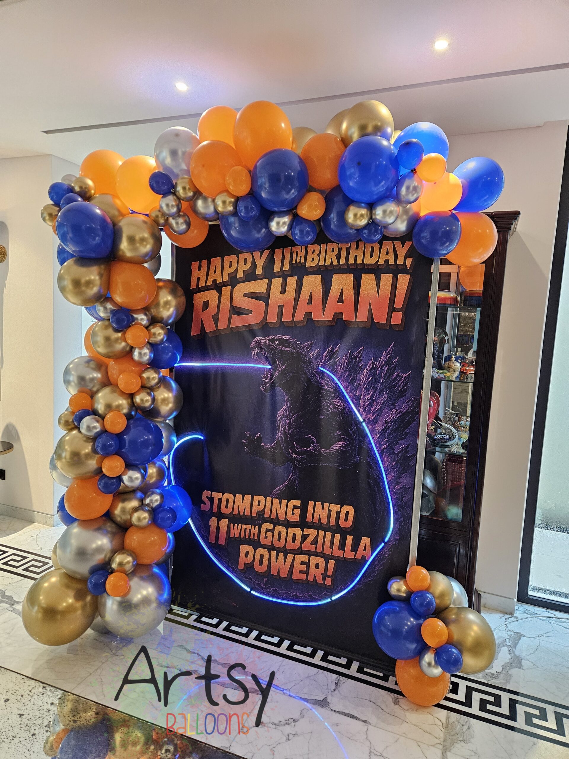 , Godzilla Birthday Balloon Decoration in Singapore | ArtsyBalloons, Singapore Balloon Decoration Services - Balloon Workshop and Balloon Sculpting